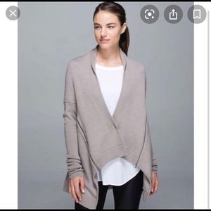 Women’s Lululemon knit wrap sweater